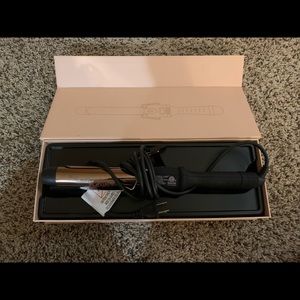 Bombay 1.25” curling iron